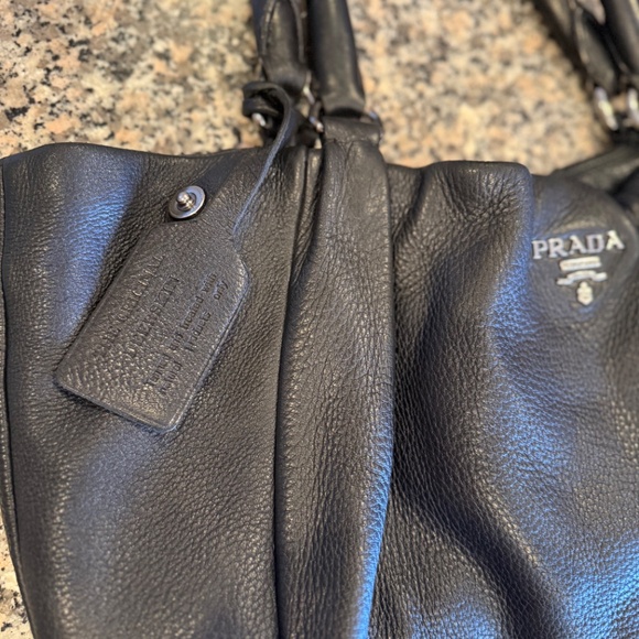 Authentic Prada Black leather bag with Silver hardware - Picture 2 of 16